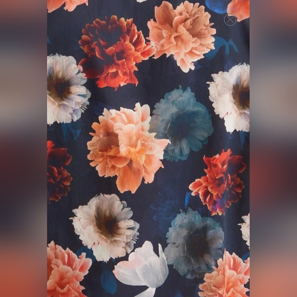 Big On-Point Short Sleeve Organic Cotton Button-Up Shirt. Good Man. - Picture 9 of 10